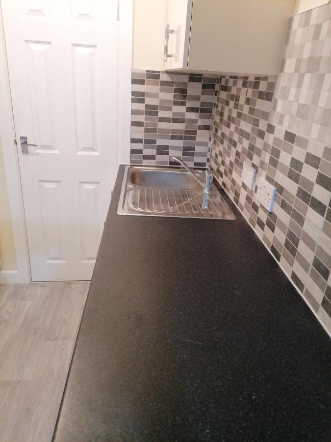 Self-Contained Studio Flat Bathrooms Kitchens Upgrade Locations To City Centre 15 Minutes Walking Distance Nottingham Universities Queen Hospitals City Hospitals Ngoại thất bức ảnh